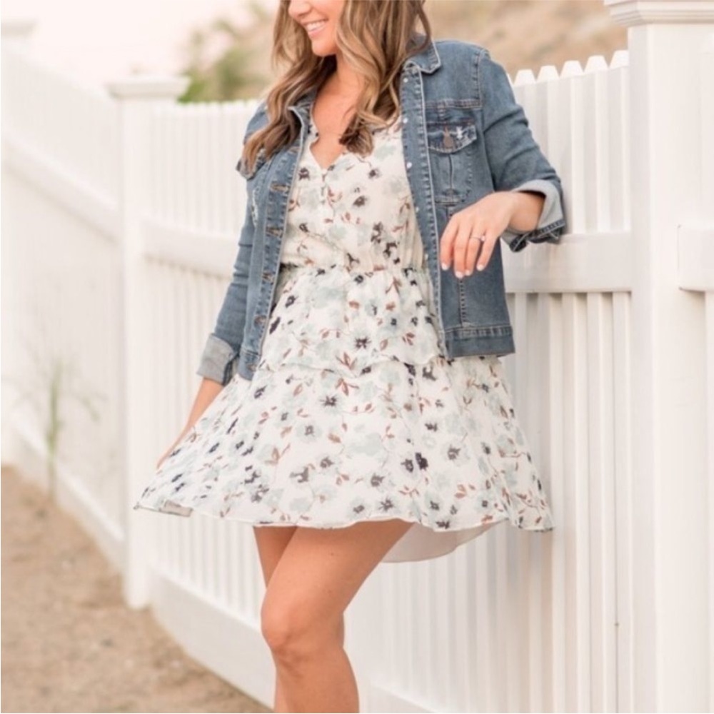✨REPOSH✨ Gentle Fawn Floral Tiered Mini Dress - Picture 14 of 14